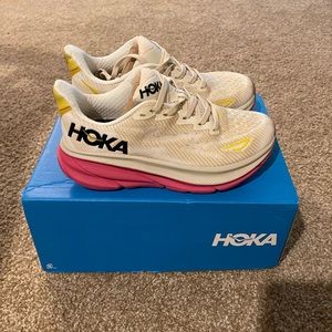 HOKA Free People Hoka One Clifton 9
